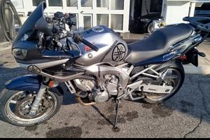 Yamaha Fazer 600 