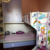 Cameretta Bambini e armadio