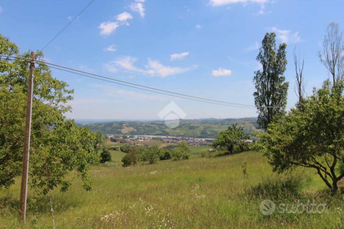 TER. RESIDENZIALE A LANGHIRANO - Vista 4