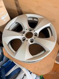 Cerchi in lega bmw 320 da 16”