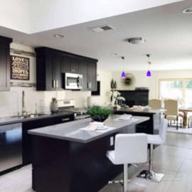 Appartamento di 146 m² con 5 locali e box auto a A