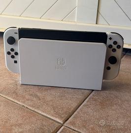 Nintendo Switch Oled + Schedina di Minecraft + Acc