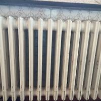 Radiatori / Termosifoni in Ghisa anni 70