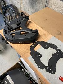 Piastra givi monokey