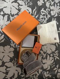 Cintura e portafoglio 