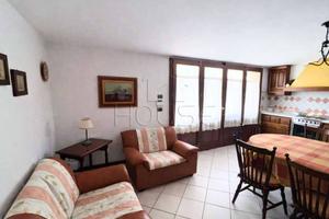 Appartamento di 150 m² con 3 locali e box auto a C