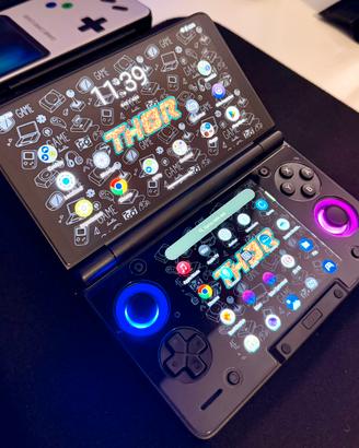 Console Ayn thor pro 12gb/256 con accessori