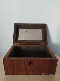 scatola antica portagioie