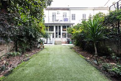 VILLA SINGOLA A MILANO