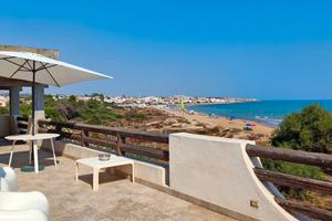 Villa frontemare a 13 mt dalla spiaggia di kaucana