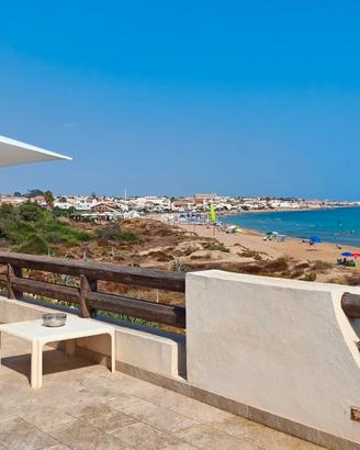 Villa frontemare a 13 mt dalla spiaggia di kaucana