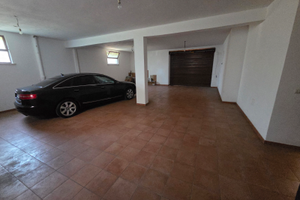 Locale box 75mq torre angela roma est