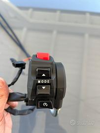 Blocchetto comandi e gas gsxr 1000 k8