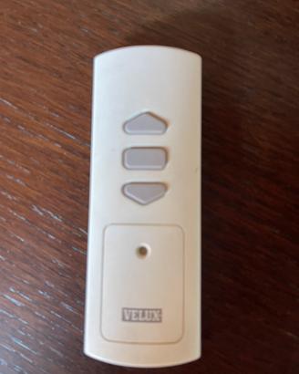 Velux telecomando per tapparella a pannelli solari