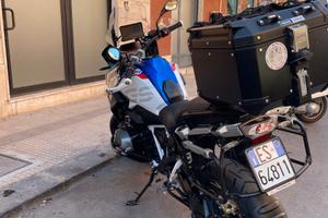 BMW R 1250 GS HP da vetrina