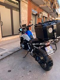 BMW R 1250 GS HP da vetrina