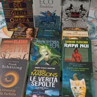 Tantissimi libri di vario genere