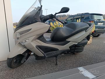 Perfetto Kymco X-Town 300