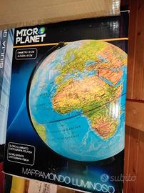 MICRO PLANET Mappamondo luminoso fisico e politico