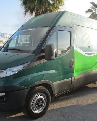 Iveco Daily 35S12 2.3 120CV E6B FURGONE PASSO MEDI