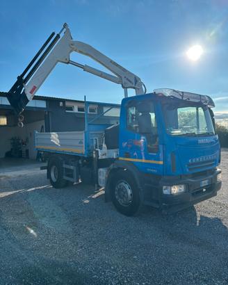 IVECO EUROCARGO 180/25 RIBALTABILE CON GRU