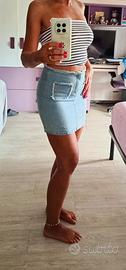 Minigonna in denim chiaro