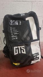 KITESURF ALA USATA
Core GTS6
12mAnno 2021  