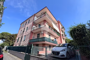 3 LOCALI A TORRE DEL GRECO