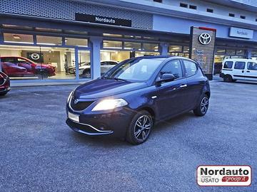 Lancia Ypsilon 1.2 69 CV 5 porte Silver