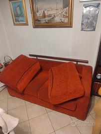 divano 2 posti bordeaux