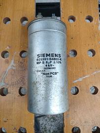 Condensatore Siemens 8uF 4kV B25351-S4805-K
