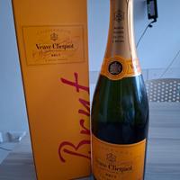 bottiglia champagne Brut  Veuve Clicquot 