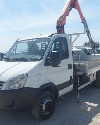 Iveco Daily 65c18 cassone fisso con gru