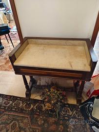 Antico mobile lavamani con piano in marmo,