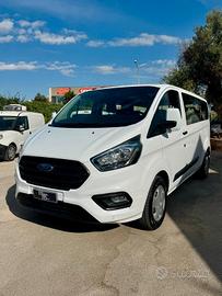 FORD TRANSIT CUSTOM 9 POSTI PASSO LUNGO PARI AL NU