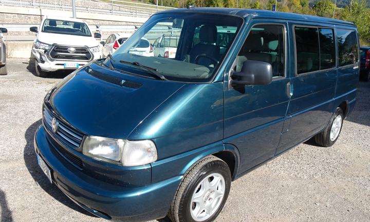 Volkswagen Caravelle/Multivan Multivan 2.5 TDI/102