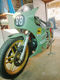 Moto Guzzi racer