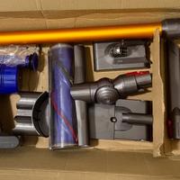 Dyson v8