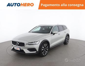 VOLVO V60 Cross Country NX28853