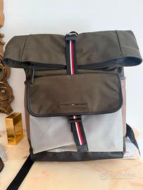 Zaino Tommy Hilfiger / Rolltop. 150€