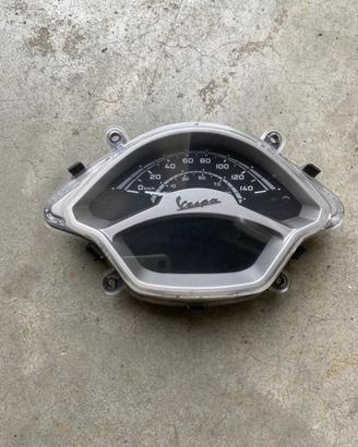 Contachilometri piaggio vespa gts 300 usato