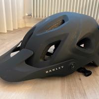 Casco OAKLEY DRT5 per MTB e Gravel come nuovo