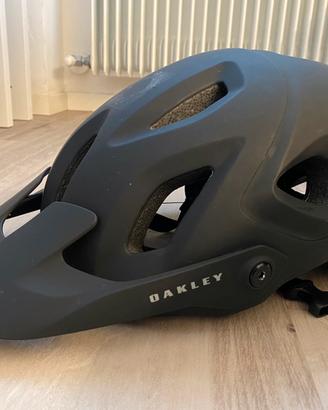 Casco OAKLEY DRT5 per MTB e Gravel come nuovo