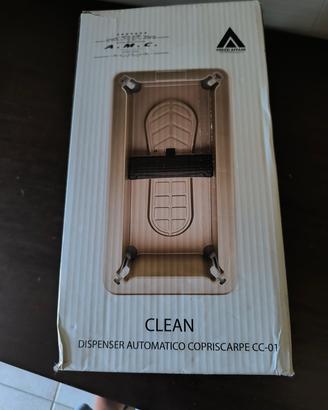 Dispenser automatico copriscarpe