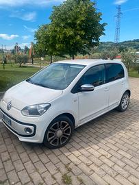 Volkswagen up!perfetta per neopatentati!!!