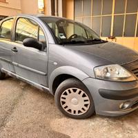 Citroen C3 1.1 Benzina  anno 19-02-2004