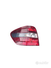 STOP FANALE POSTERIORE SINISTRO MERCEDES ML W164 3
