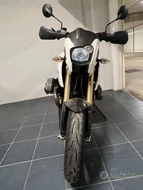 Bmw hp2 megamoto 2008