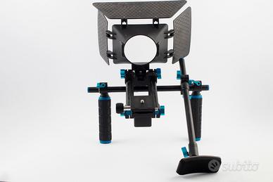 Stabilizzatore a spalla con follow focus