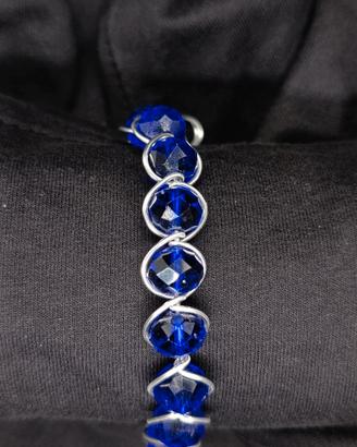 Bracciale in alluminio argentato e cristalli